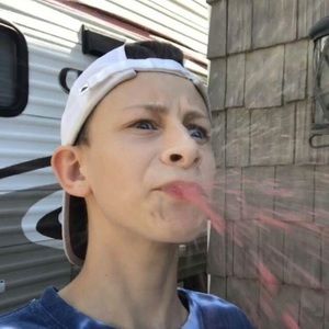 Meet your Posher, Jimena